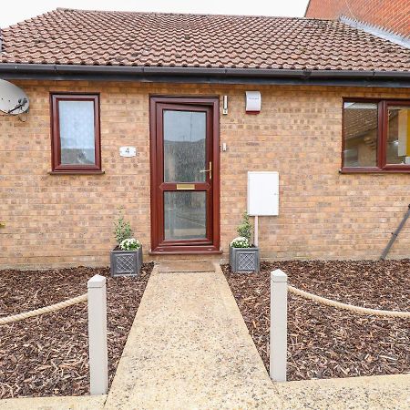 Village Retreat Ely Exterior photo